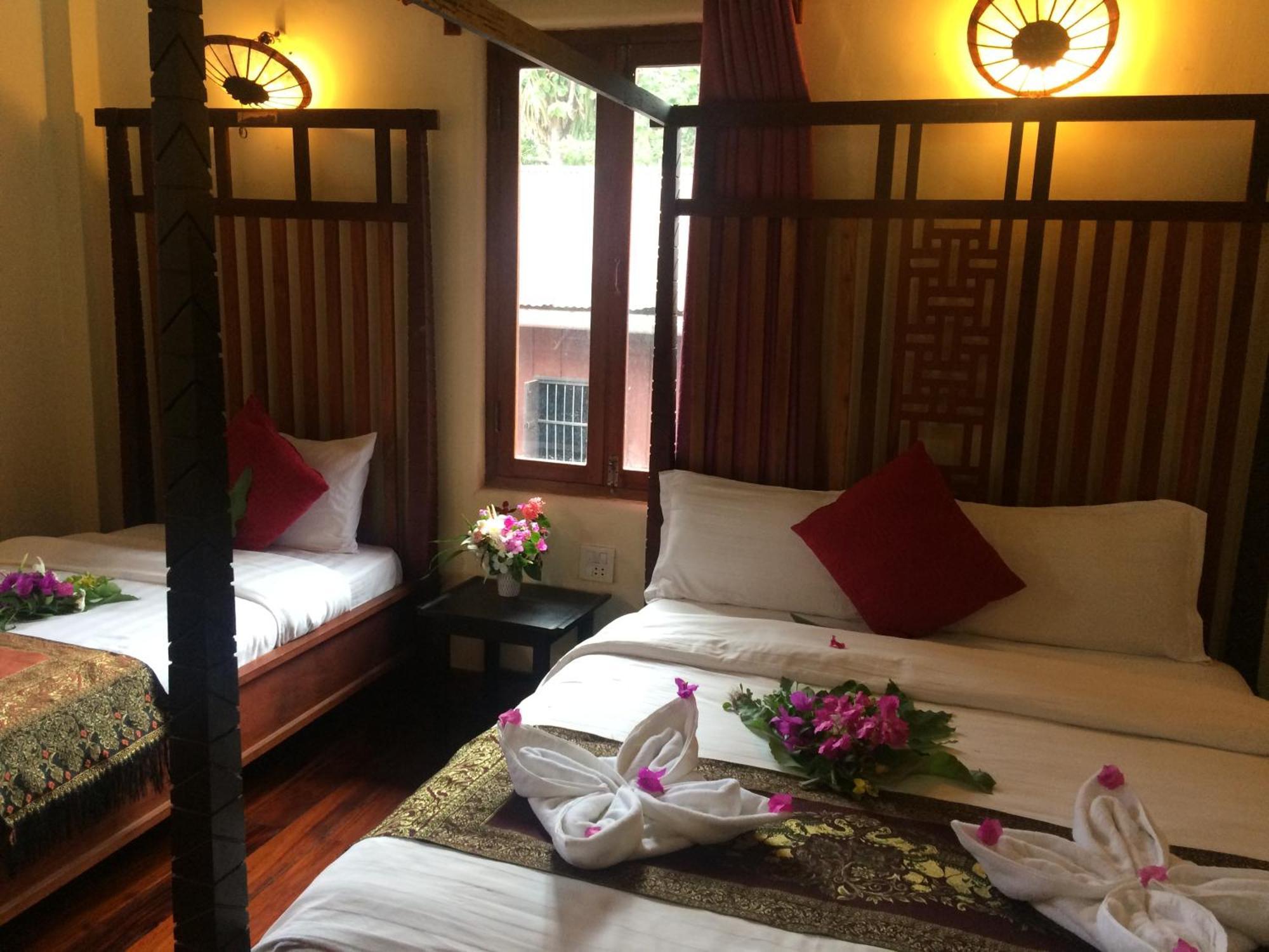 Chaluenxay Villa Luang Prabang Bagian luar foto